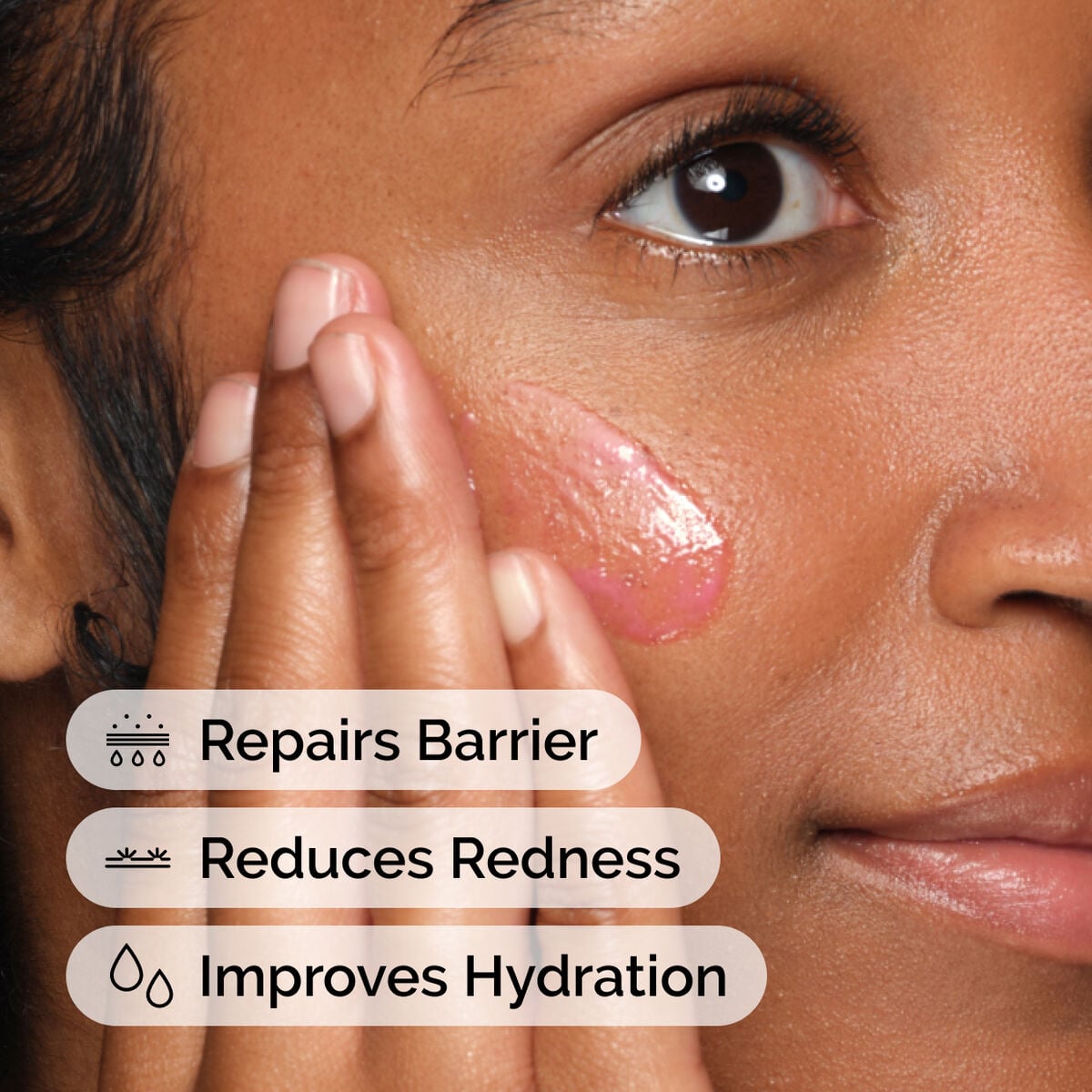 soothing-and-barrier-support-serum-set-e7 ord-soothing-barrier-support-serum-model-application-with-benefits.jpg